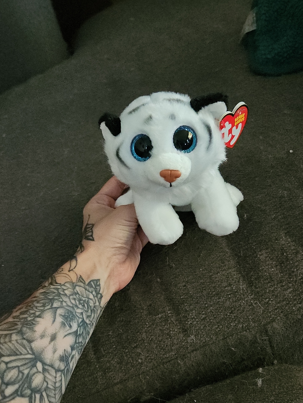 TY Beanie Baby- Tundra the White Tiger